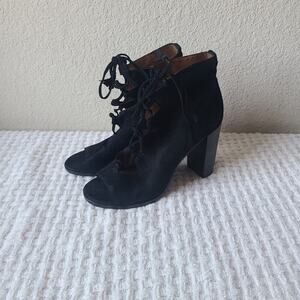 Frye Suede Pumps Black Peep-Toe Block Heels Women's Size 7